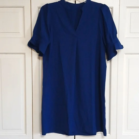 Blue Short Sleeve Tunic with V-Neck - Picture 2 of 4